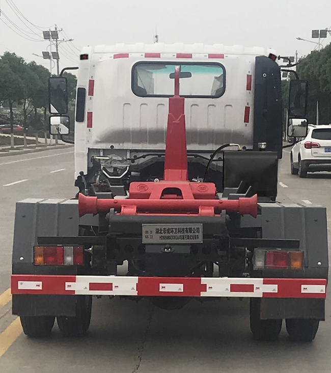 帝王環(huán)衛(wèi)牌HDW5080ZXXQL6型車(chē)廂可卸式垃圾車(chē)