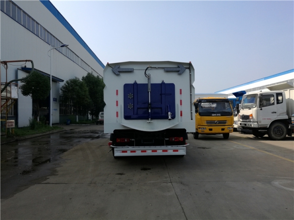 東風天錦7水9塵洗掃車